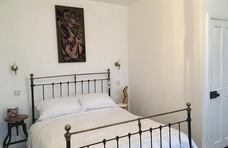 Moonfleet Guest House