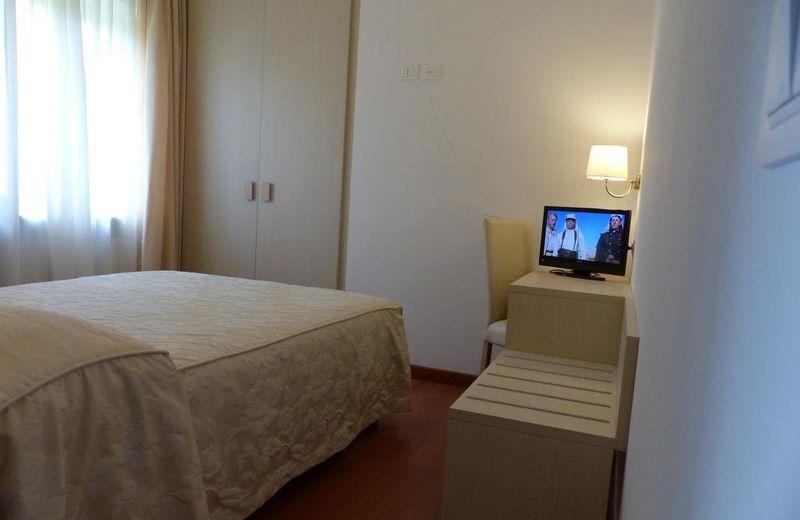 ALBERGO RISTORANTE CANIN