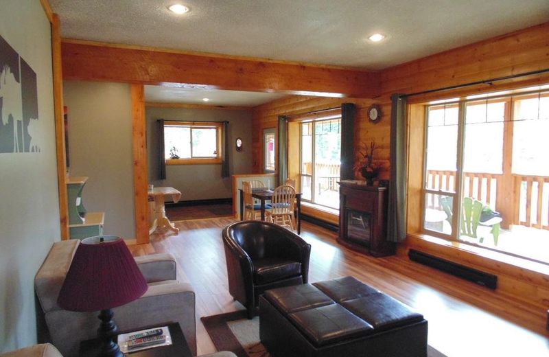 TimberWolf Mountain Lodge