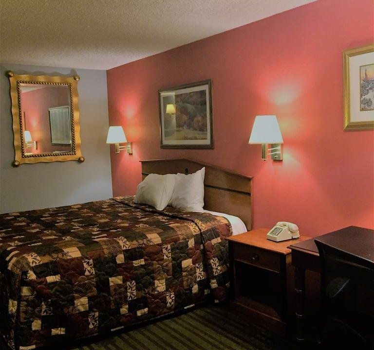 OYO Hotel Edison NJ Route 1