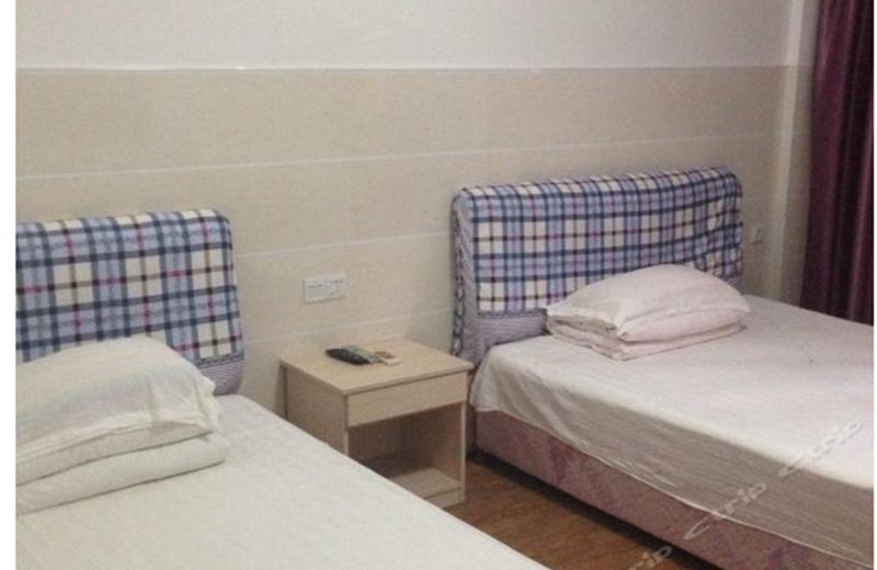Xinglong Hotel