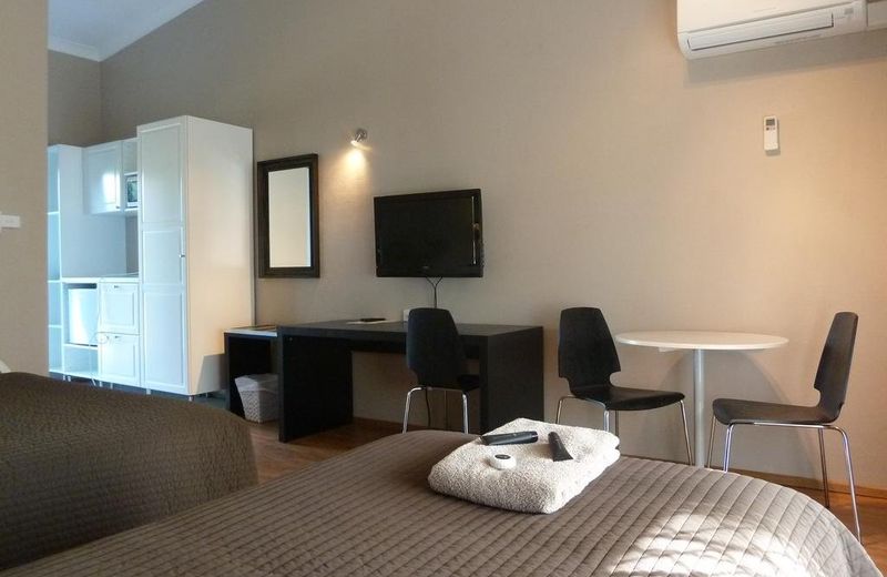 Airlie House Motor Inn