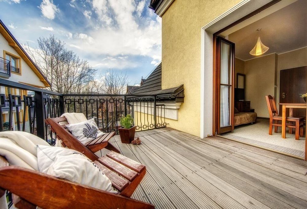 Outdoor Pictures 23