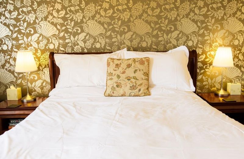 White Horse Inn & Restaurant