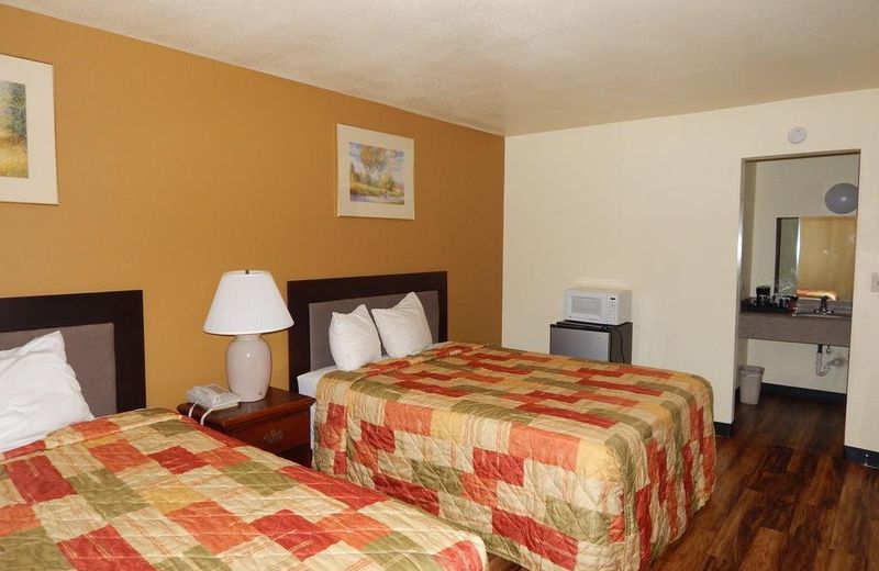 Regency Inn Iola