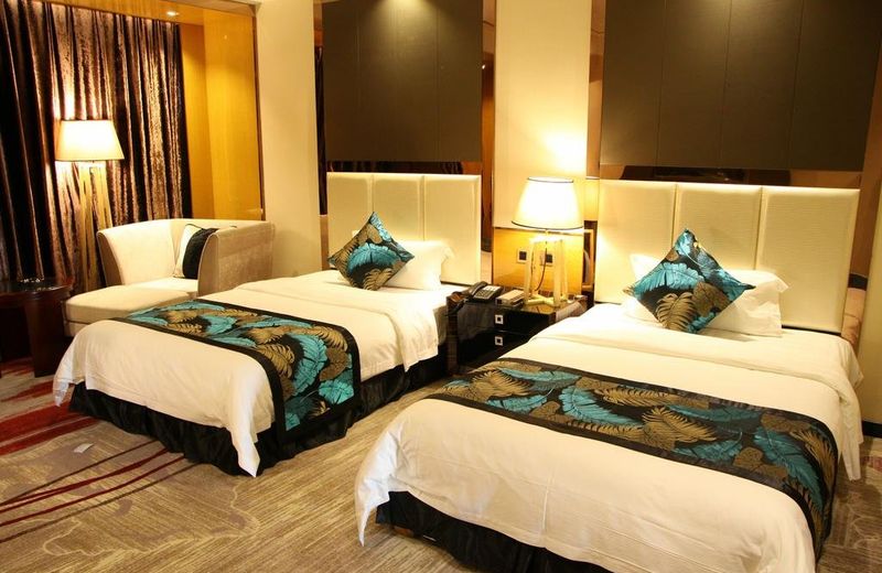 Sweet World Hotel (Foshan Jihuayuan, Zumiao)