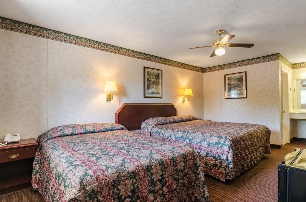 DEERFIELD INN