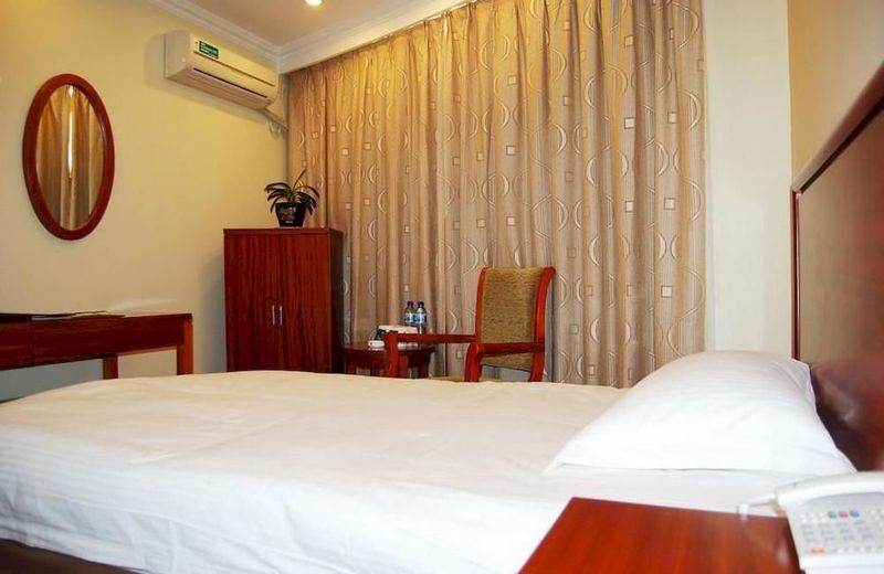 GreenTree Inn Jiangsu Yangzhou Gaoyou Tonghu Road Beihai Express Hotel