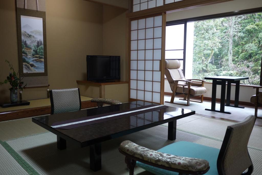 Yunosuke-no-yado Chorakuen
