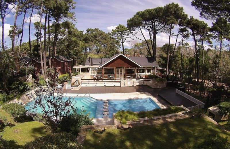 Carilo Hills by bund