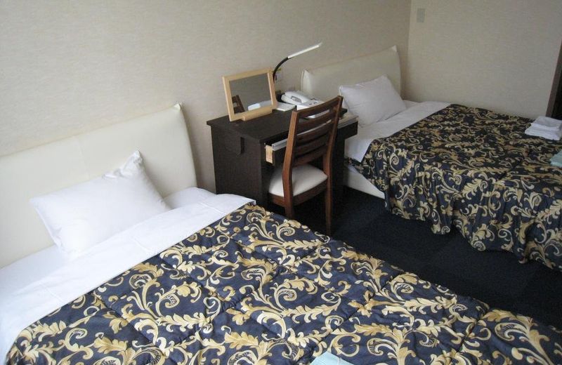 Okasan Hotel