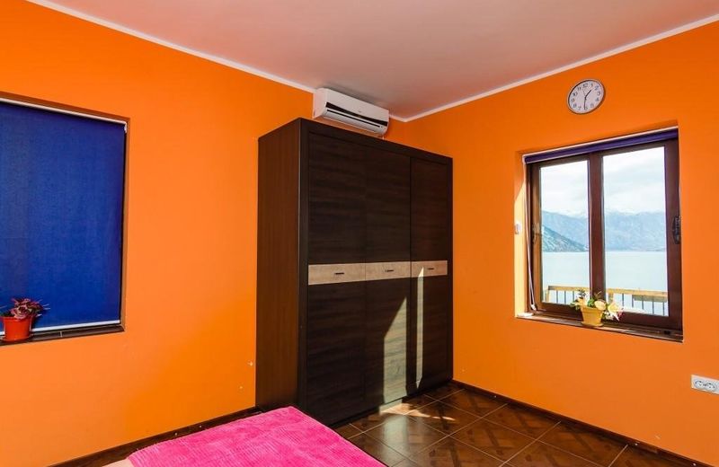 Villa Strp