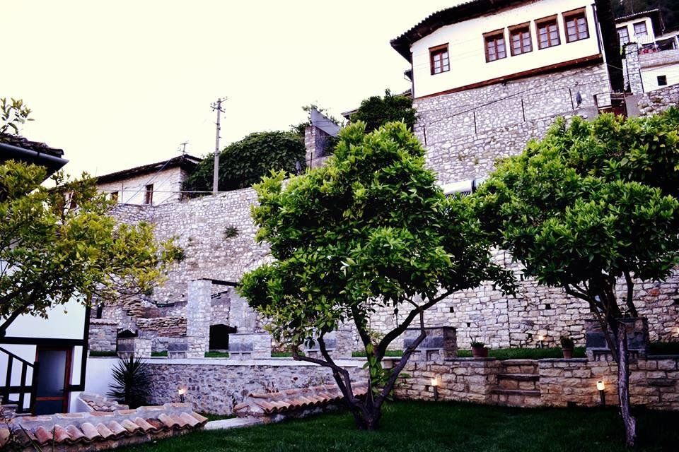 Outdoor Pictures 1