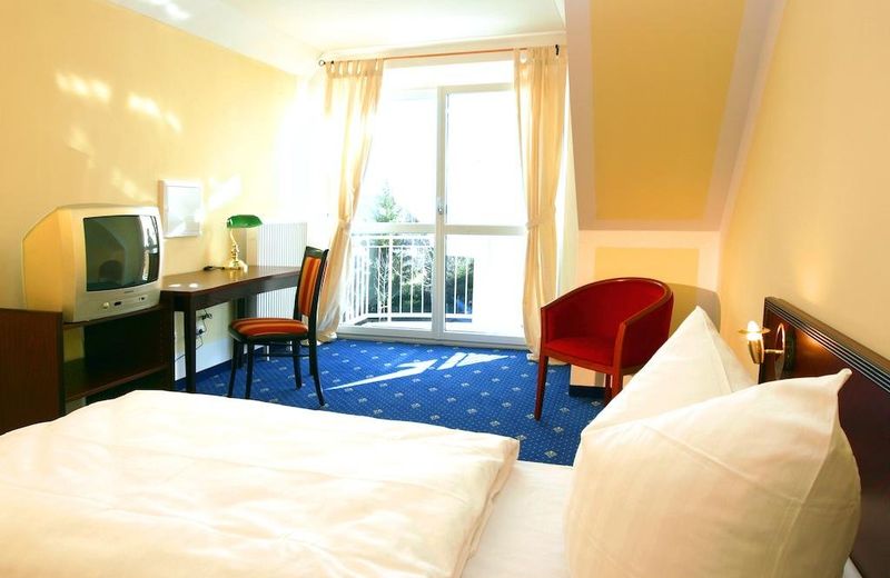 Airport Regentpark Hotel
