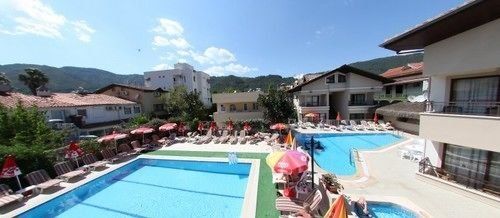 BONJOUR BOUTIQUE HOTEL