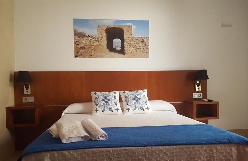 HOTEL ISLA PLANA
