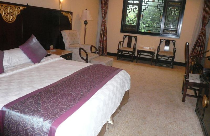 TAO RAN JU NEW CONTRYSIDE GOLDEN SUNSHINE ECO-HOTEL