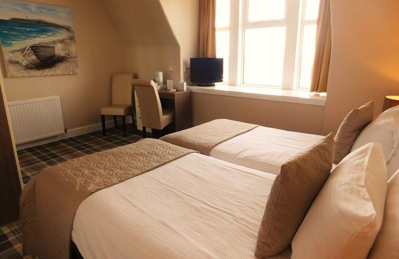 Cullen Bay Hotel