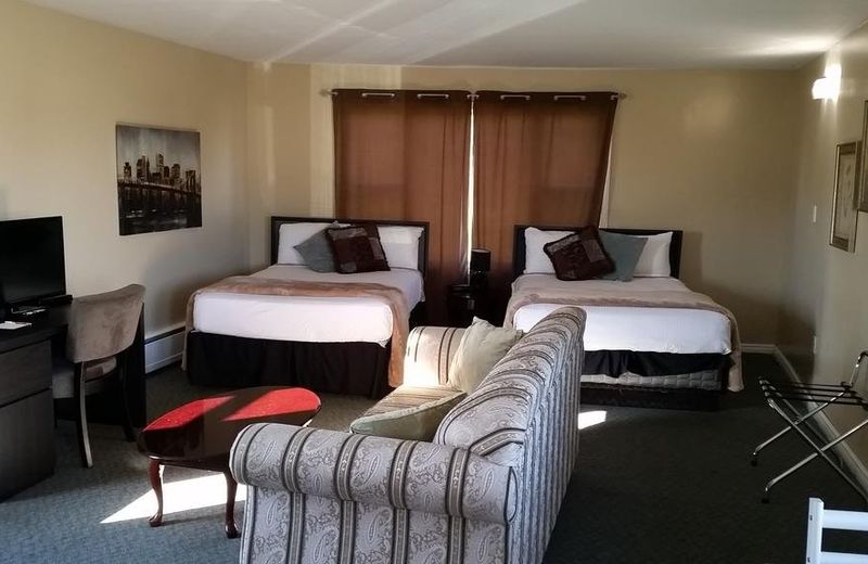 Middleton Motel & Suites