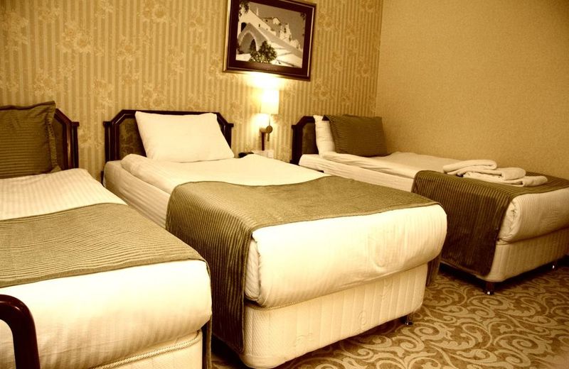 Ayma Hotel