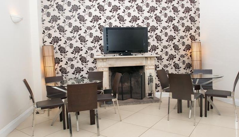 DATCHET MEAD HOTEL