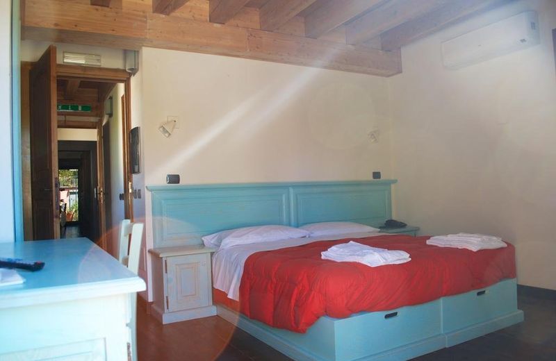 ALBERGO DIFFUSO MONTE GRANATICO