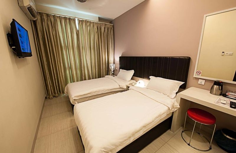 Seven Hotel