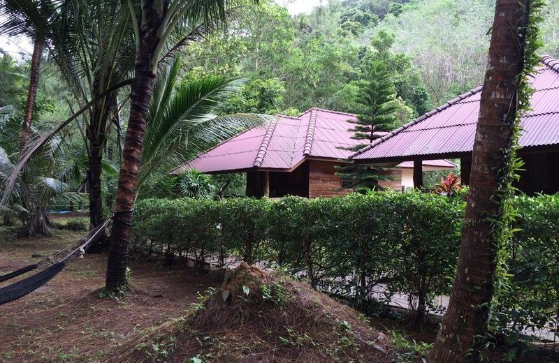Namtok Bungalows