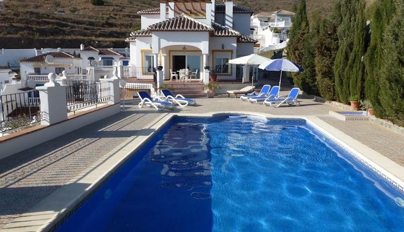 Villa Isabel de Nerja by Ruralidays