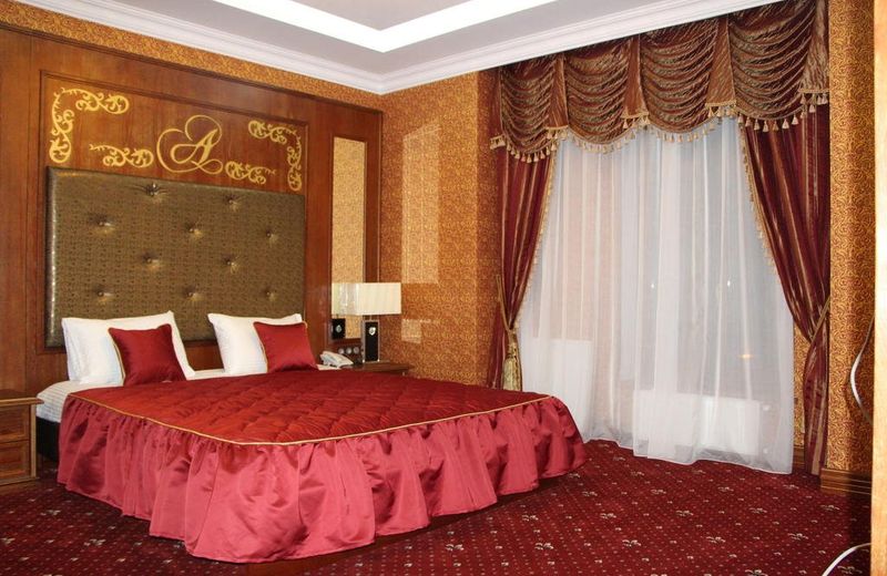Avshar Club Hotel
