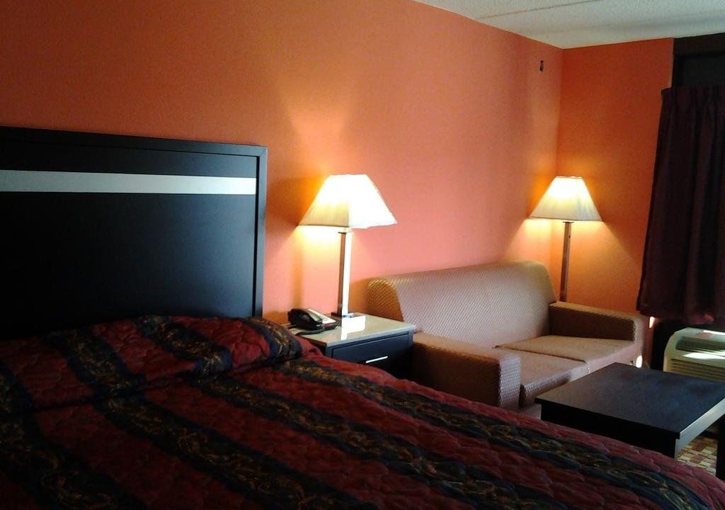 Elkton Lodge