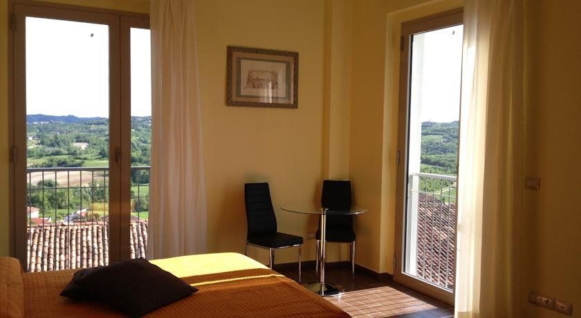 RESIDENZA MONFERRATO