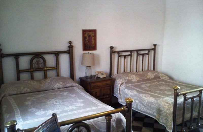 Hotel Hostal El Farol