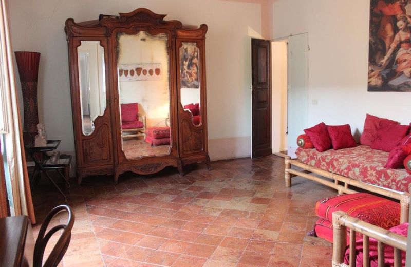 Residence Via Benamati