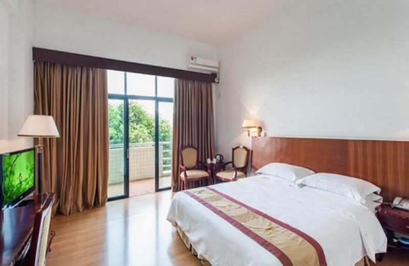 New Airport Hotel