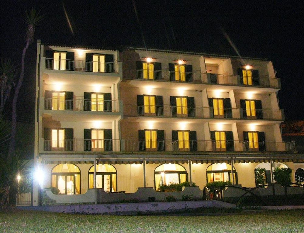 Outdoor Pictures 1