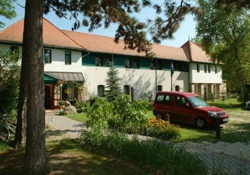 ROSINANTE COUNTRY INN
