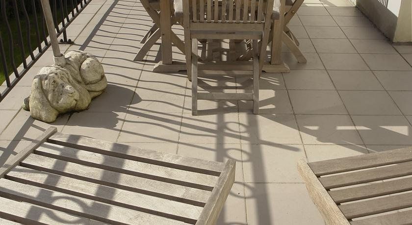 Outdoor Pictures 24