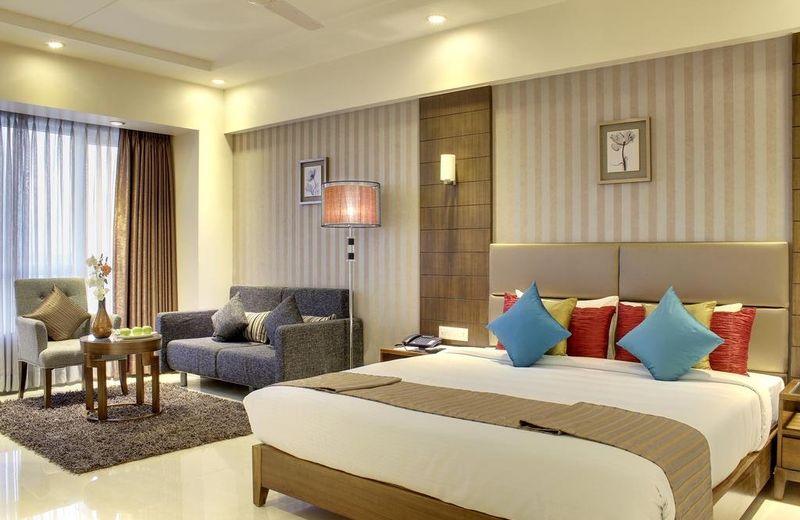Hotel Suba Grand