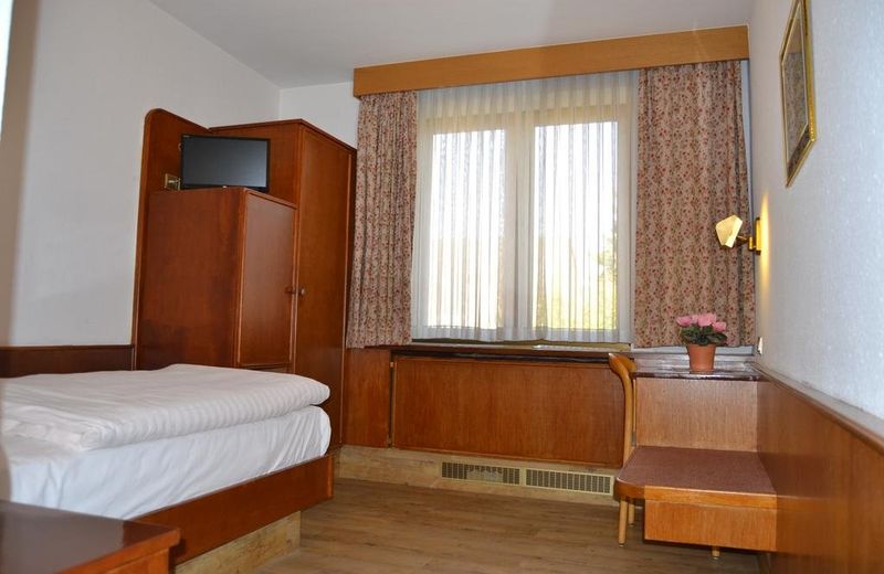 Top Hotel Garni, Modus Hotelbetriebe GmbH