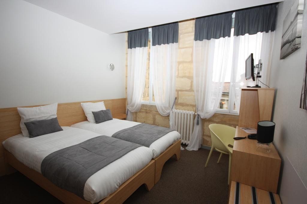 Hôtel des Voyageurs Centre Bastide
