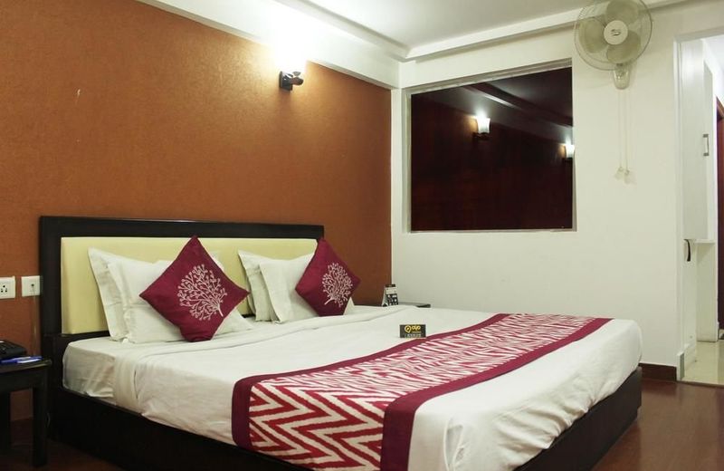 OYO Premium Near Zoo Nainital