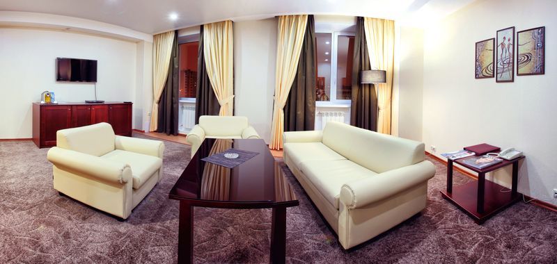 Benefit Plaza Hotel