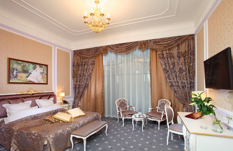 Aleksandrovski Grand Hotel