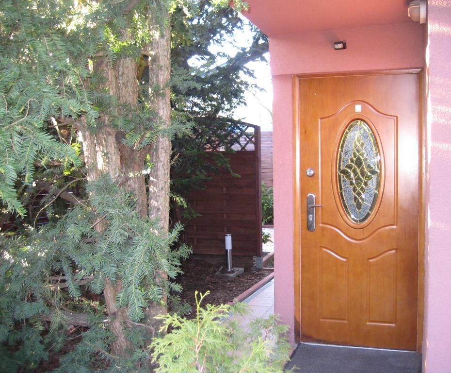 Outdoor Pictures 1