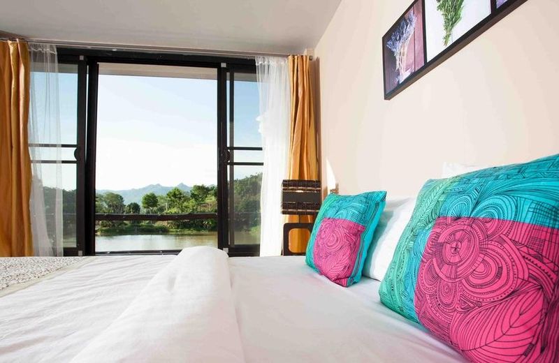 Lake House @ KHAM