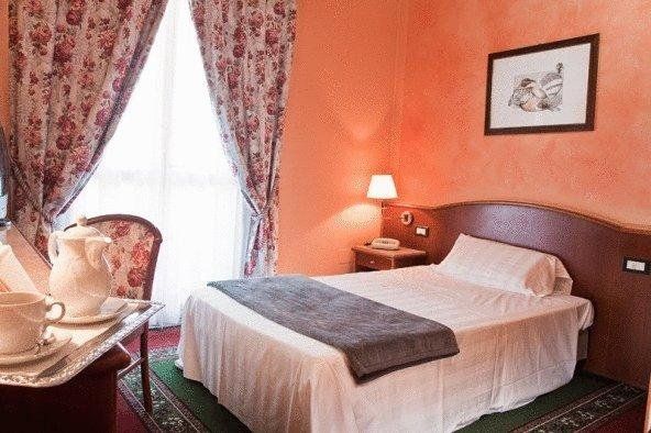 Hotel Poli