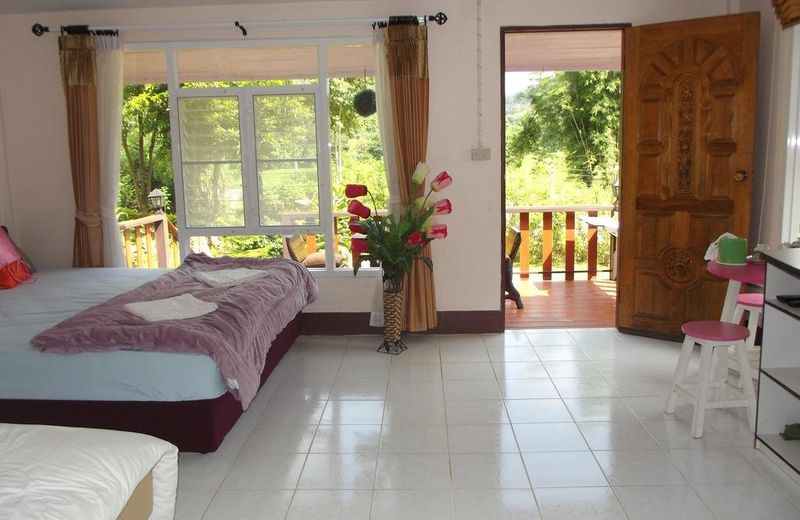 Phuchomjan Resort