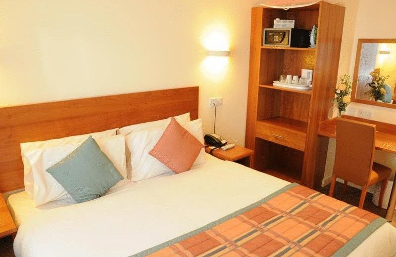 Sefton Express Hotel