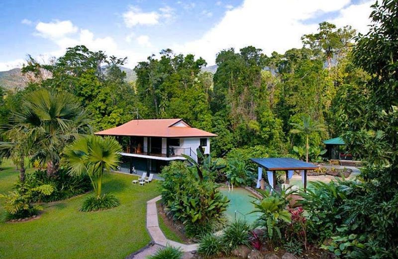 Misty Mountains Rainforest Retreat